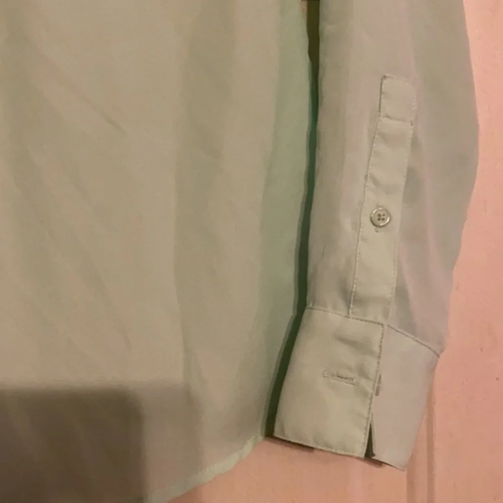 Express top‎ - Picture 3 of 5